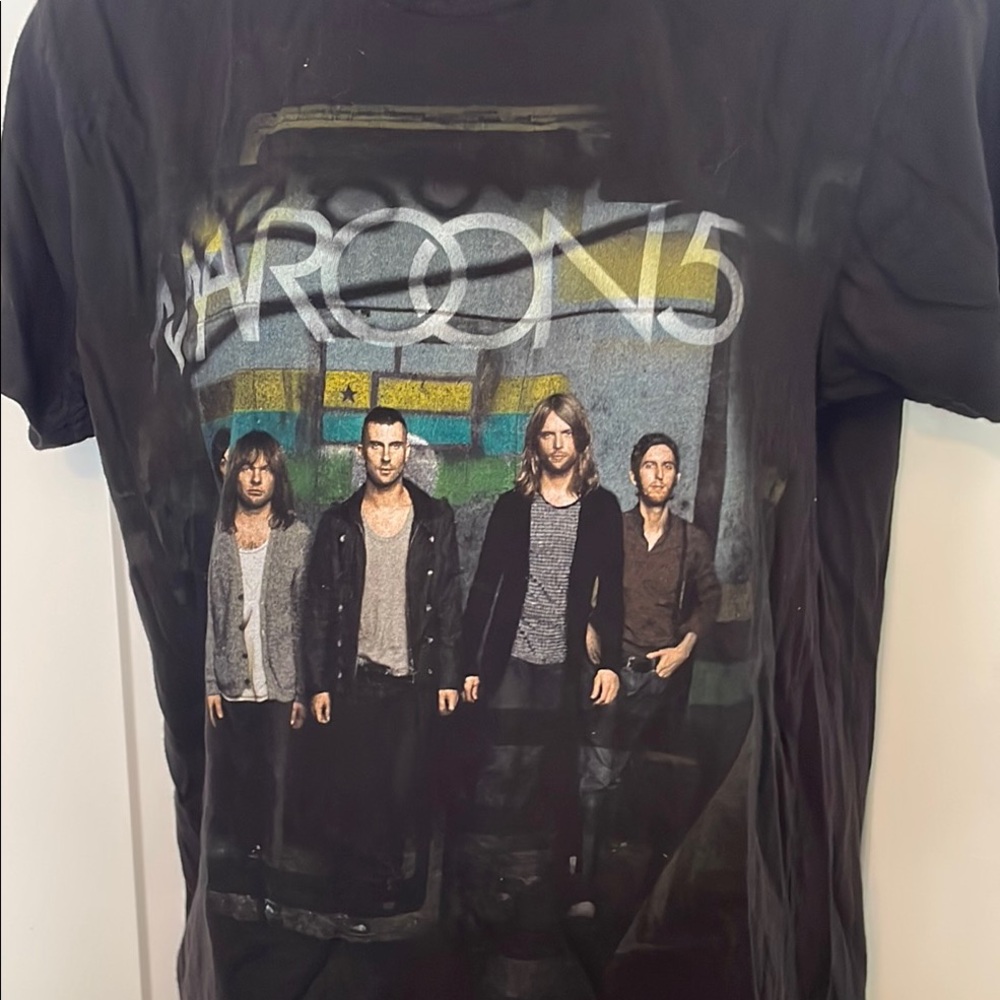 Black Graphic Maroon 5 Concert T-Shirt